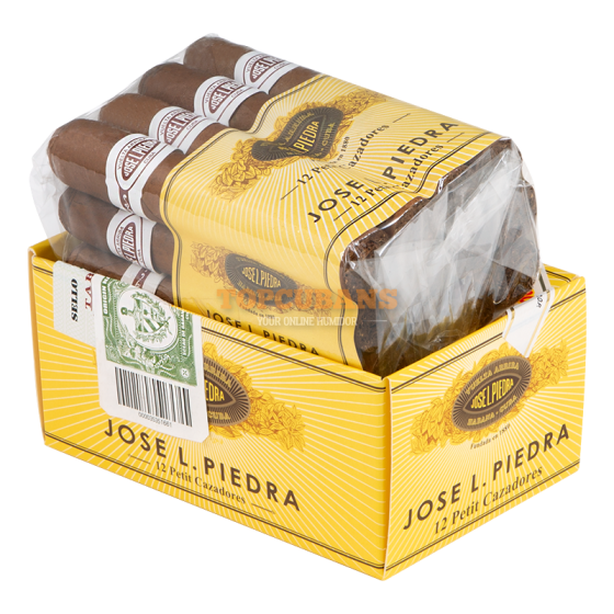 JOSE L. PIEDRA Petit Cazadores (Box of 12)