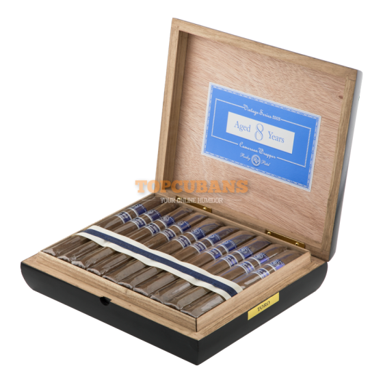 ROCKY PATEL (로키 파텔) Vintage 2003 - Toro (Box of 20)